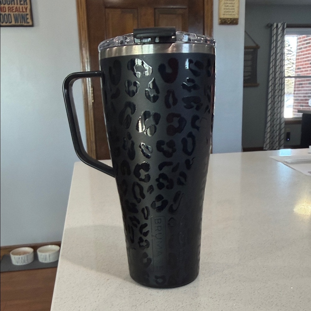 BruMate Onyx Leopard 32 oz Toddy